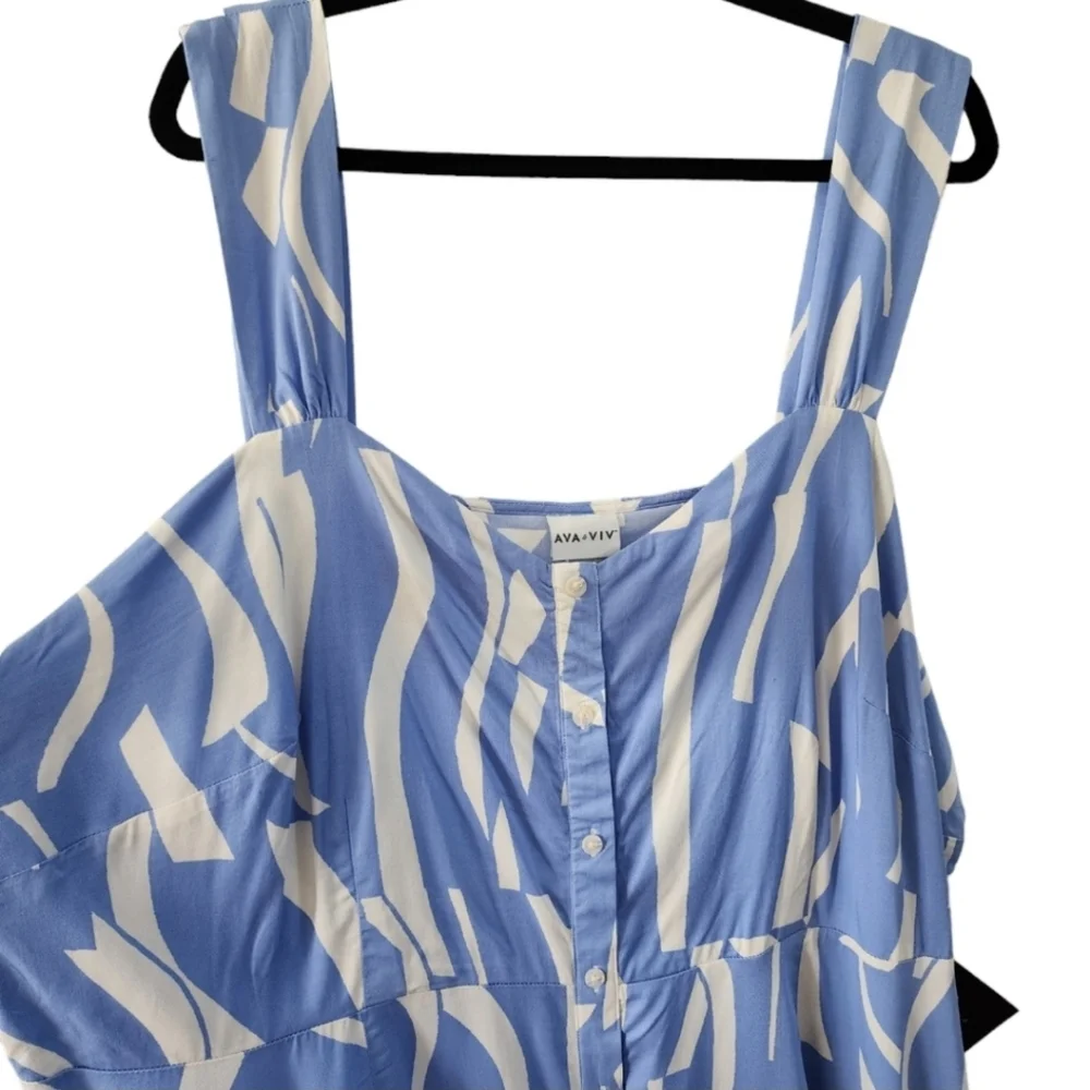 Ava & Viv Plus Size Button Light Blue And White Stretchy Midi Dress. Size XXL - Picture 8 of 8